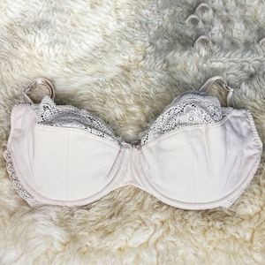 Victoria's Secret cream, lace bra Size 36D